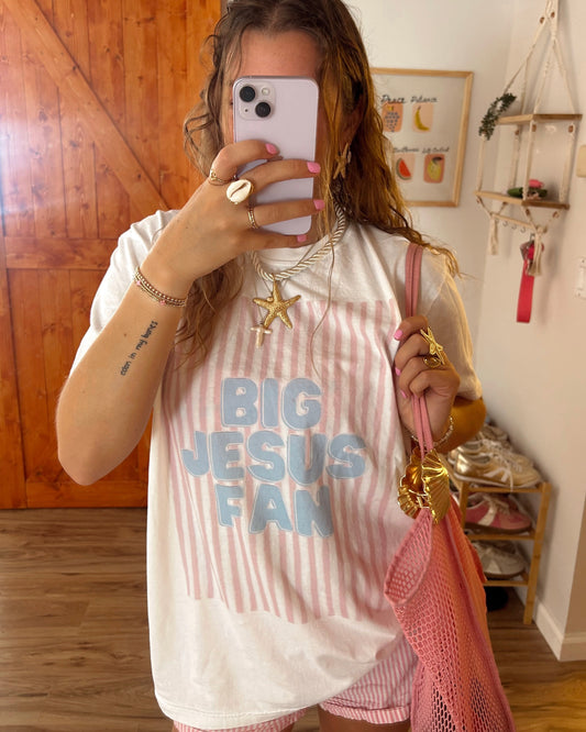 big Jesus fan tee