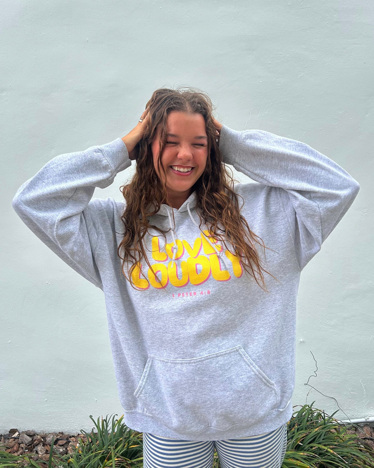 love loudly 2022 logo💖hoodie