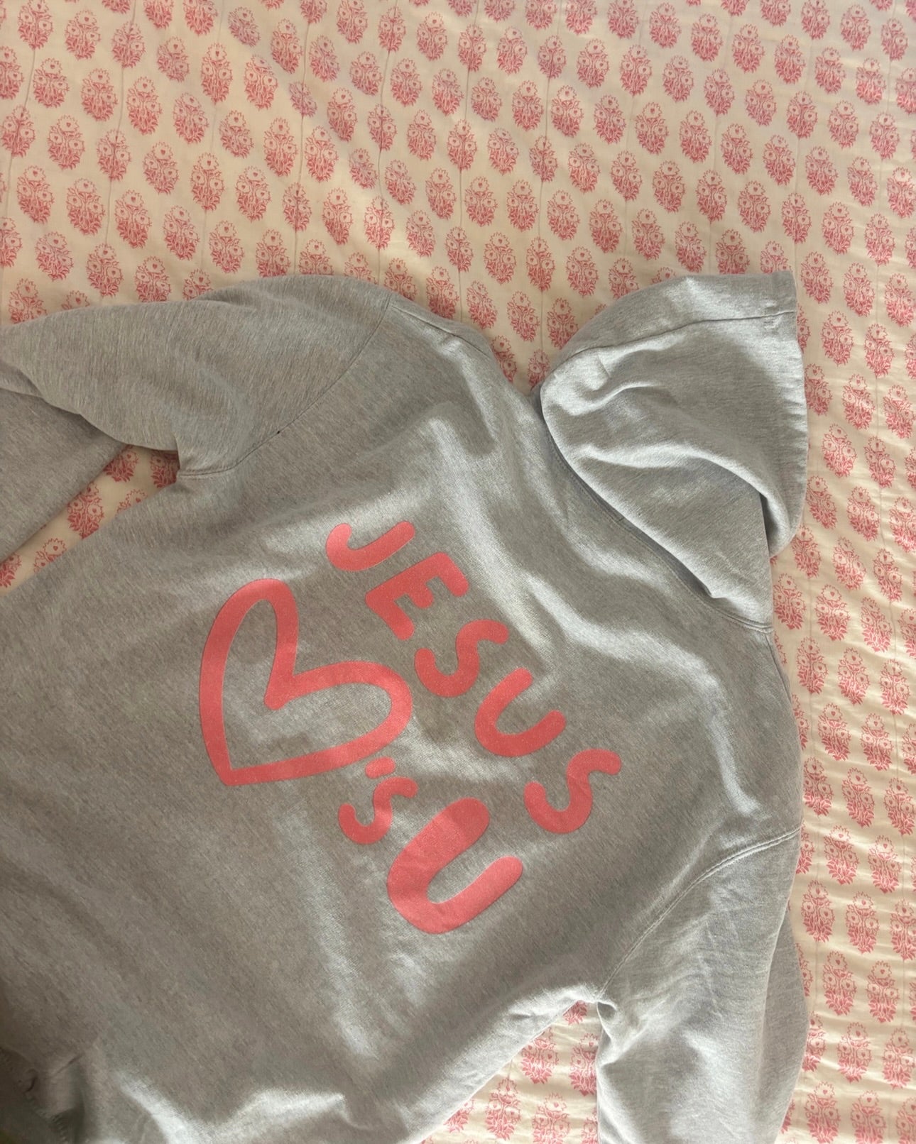 Jesus 💗's you hoodie